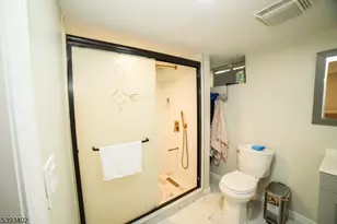 415 19th Ave, Paterson, NJ 07504 - Photo 29