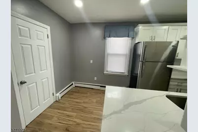 31 Union St, Dover, NJ 07801 - Photo 5