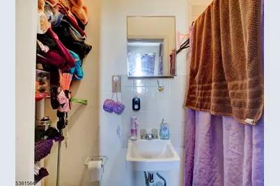 411 Monastery Pl, Union City, NJ 07087 - Photo 15