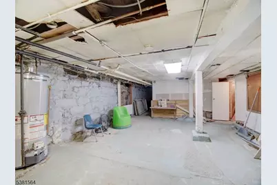 411 Monastery Pl, Union City, NJ 07087 - Photo 17