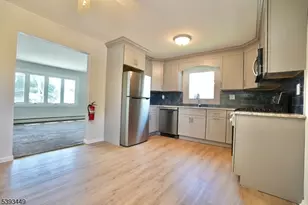 15 Wright Ct, Bloomfield, NJ 07003 - Photo 5