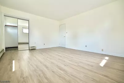 15 Wright Ct #2, Bloomfield, NJ 07003 - Photo 9