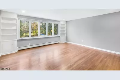 27 Hillcrest Road, Warren Township, NJ 07059 - Photo 7