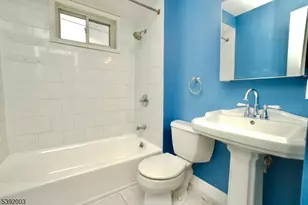 466 Cortlandt St 2nd Fl, Belleville, NJ 07109 - Photo 17