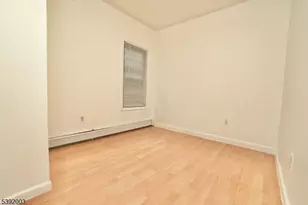 466 Cortlandt St 2nd Fl, Belleville, NJ 07109 - Photo 9