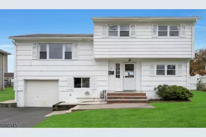 29 Swarthmore Dr, Carteret, NJ 07008 - Photo 1