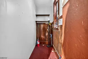 61 New St, Montclair, NJ 07042 - Photo 17