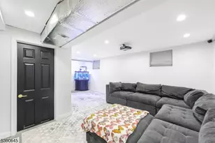 170 Clinton Pl, Newark, NJ 07112 - Photo 13