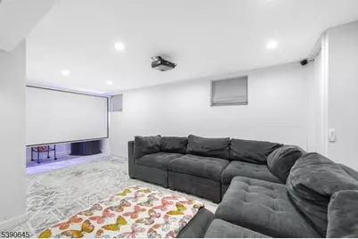 170 Clinton Pl, Newark, NJ 07112 - Photo 15