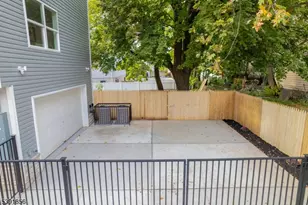 543 13th Ave, Newark, NJ 07103 - Photo 29