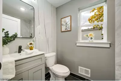 543 13th Ave, Newark, NJ 07103 - Photo 11