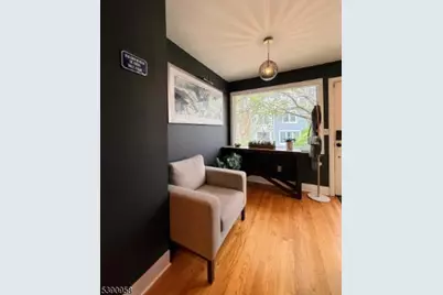 8 Carroll Pl, Weehawken, NJ 07086 - Photo 3