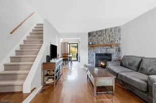 404 Willow Ct, Raritan Township, NJ 08822 - Photo 1