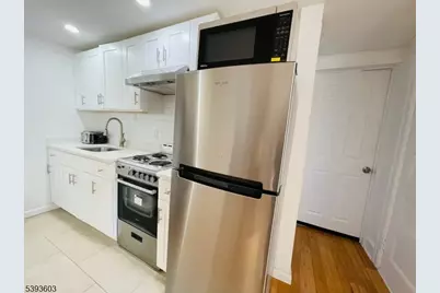 169 Hillside Ave #3, Glen Ridge, NJ 07028 - Photo 5