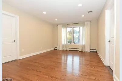 105 Parkway #2, Rochelle Park Township, NJ 07662 - Photo 13