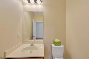 805 Deluca Rd, Belleville, NJ 07109 - Photo 13