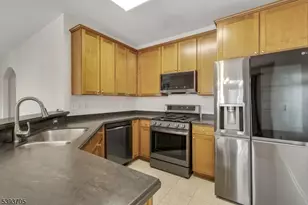 805 Deluca Rd, Belleville, NJ 07109 - Photo 11