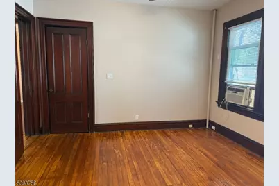 32 Montclair Ave #1, Montclair, NJ 07042 - Photo 15