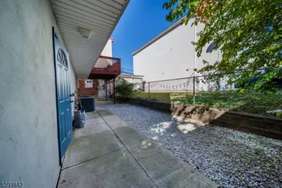 87-89 Pine St, Elizabeth, NJ 07206 - Photo 5