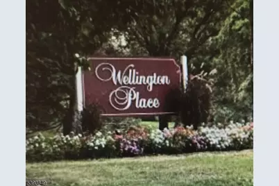 702 Wellington Pl #2, Aberdeen Township, NJ 07747 - Photo 1