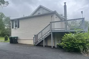 7 Berry Rd, Wantage, NJ 07461 - Photo 3