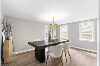 330 John St, Elizabeth, NJ 07202 - Photo 5