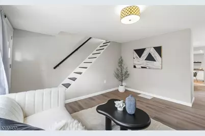 330 John St, Elizabeth, NJ 07202 - Photo 3