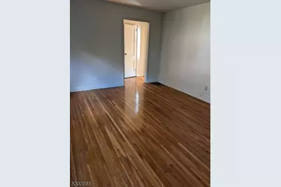 364 Orange Rd #B5, Montclair, NJ 07042 - Photo 3