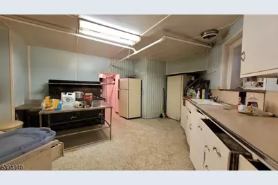 221 Spring St, Paterson, NJ 07503 - Photo 11