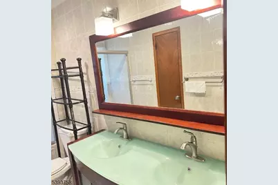 3 Barbara St, Parsippany, NJ 07054 - Photo 11