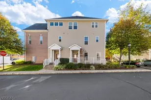 515 River Place, Butler, NJ 07405 - Photo 1