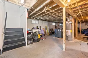 11 W Gouverneur Ave, Rutherford, NJ 07070 - Photo 31