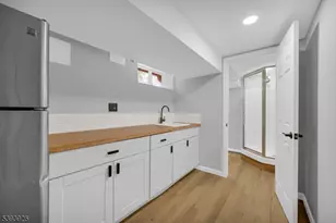 35 Grand Terrace, Livingston, NJ 07039 - Photo 33