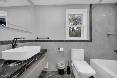 35 Grand Ter, Livingston, NJ 07039 - Photo 23