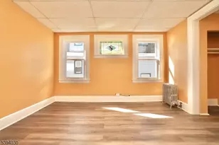 180 Hobson St 2nd Fl, Newark, NJ 07112 - Photo 3