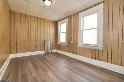 180 Hobson St 2nd Fl #2, Newark, NJ 07112 - Photo 11