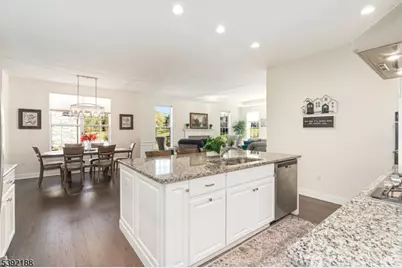 9 Van Cleef Dr, Readington Twp., NJ 08889 - Photo 7