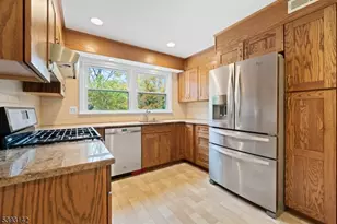 2 Washington St, Rocky Hill, NJ 08553 - Photo 9