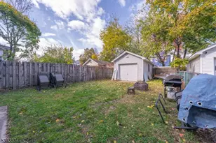 353 Bradford St, Orange, NJ 07050 - Photo 23