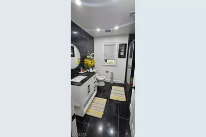 11 Surrey Pl #1, Hawthorne, NJ 07506 - Photo 3