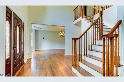 15 Berry Ct, Mount Olive, NJ 07836 - Photo 5