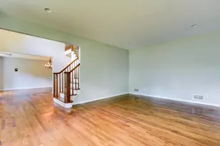 15 Berry Ct, Mount Olive, NJ 07836 - Photo 7