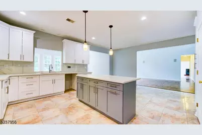 15 Berry Ct, Mount Olive, NJ 07836 - Photo 23