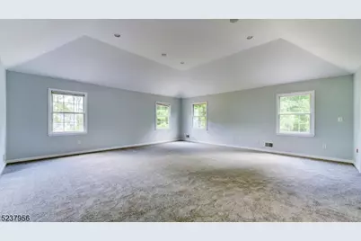 15 Berry Ct, Mount Olive, NJ 07836 - Photo 37