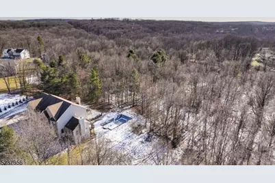 15 Berry Ct, Mount Olive, NJ 07836 - Photo 49