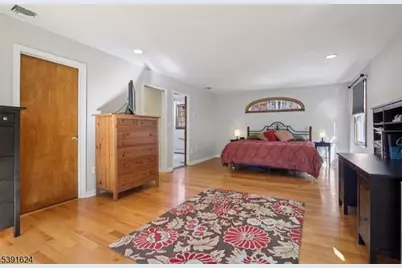 4 Ledgewood Trl, Kinnelon, NJ 07405 - Photo 27