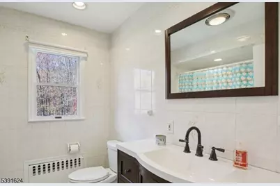 4 Ledgewood Trl, Kinnelon, NJ 07405 - Photo 25