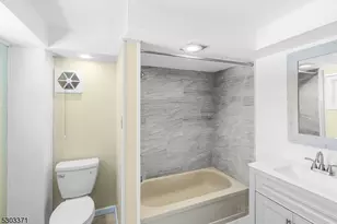 26 Schooleys Mountain Rd, Washington Township, NJ 07853 - Photo 7