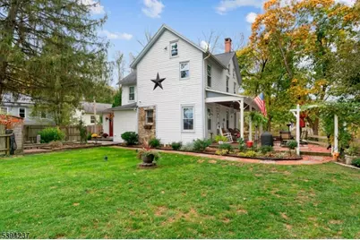 689 Riegelsville Rd, Holland Township, NJ 08848 - Photo 1