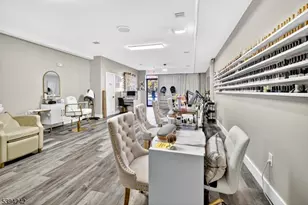 97 Newport Ave, Franklin Township, NJ 08873 - Photo 11